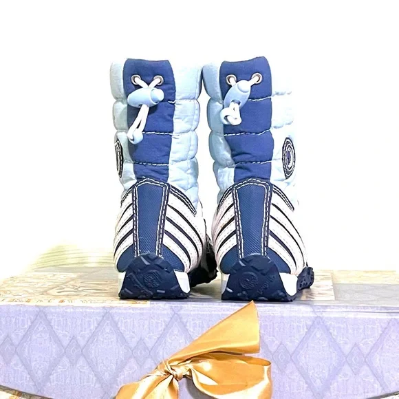 EUC. TIMBERLAND Snow Stompers. Little kids size 6. - Picture 3 of 6